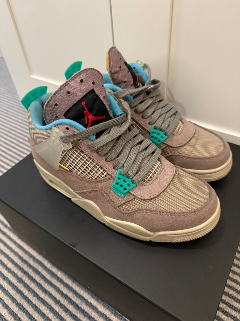 Jordan 4 Retro Union Taupe Haze